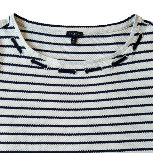 Talbots 100% Cotton Ivory Navy Blue Stripe 3/4 Sleeve Textured Top Nautical - Picture 4 of 7